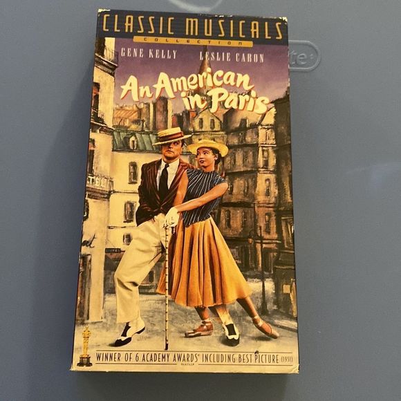 Bundle of 4 Classic Musical VHS Tapes - Picture 3 of 10